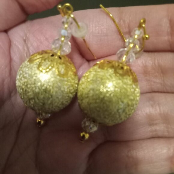 VINTAGE - Golden looking earrings with details-obo - Picture 4 of 4